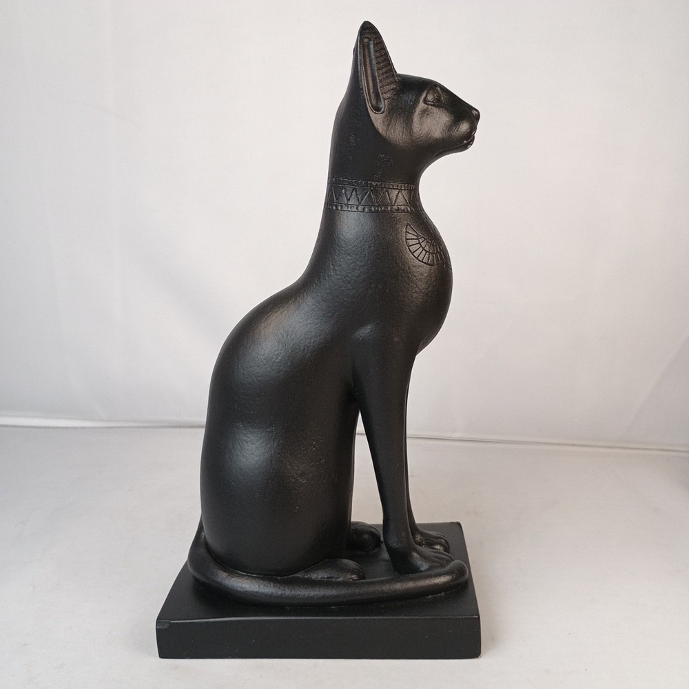 Vintage Egyptian Goddess Bastet Black Cat Epoxy/Resin Statue 8" Tall RAC - Picture 3 of 8